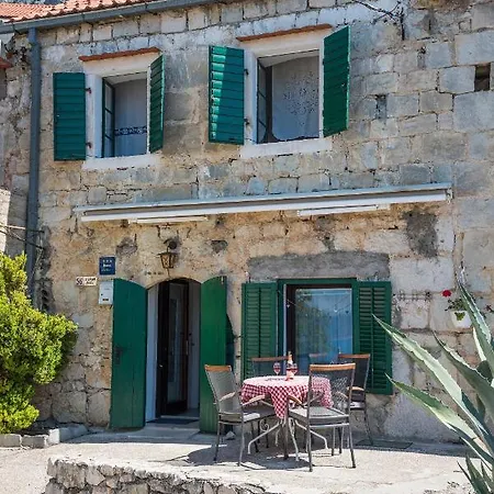 Holiday home Old Stone House *